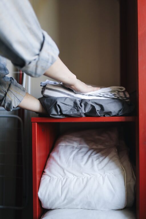 Consejos prácticos para mantener tu hogar organizado y aprovechar mejor el espacio